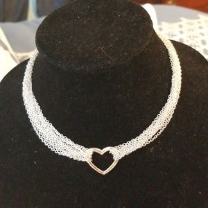 BNWOT Kristin Davis silvertone choker